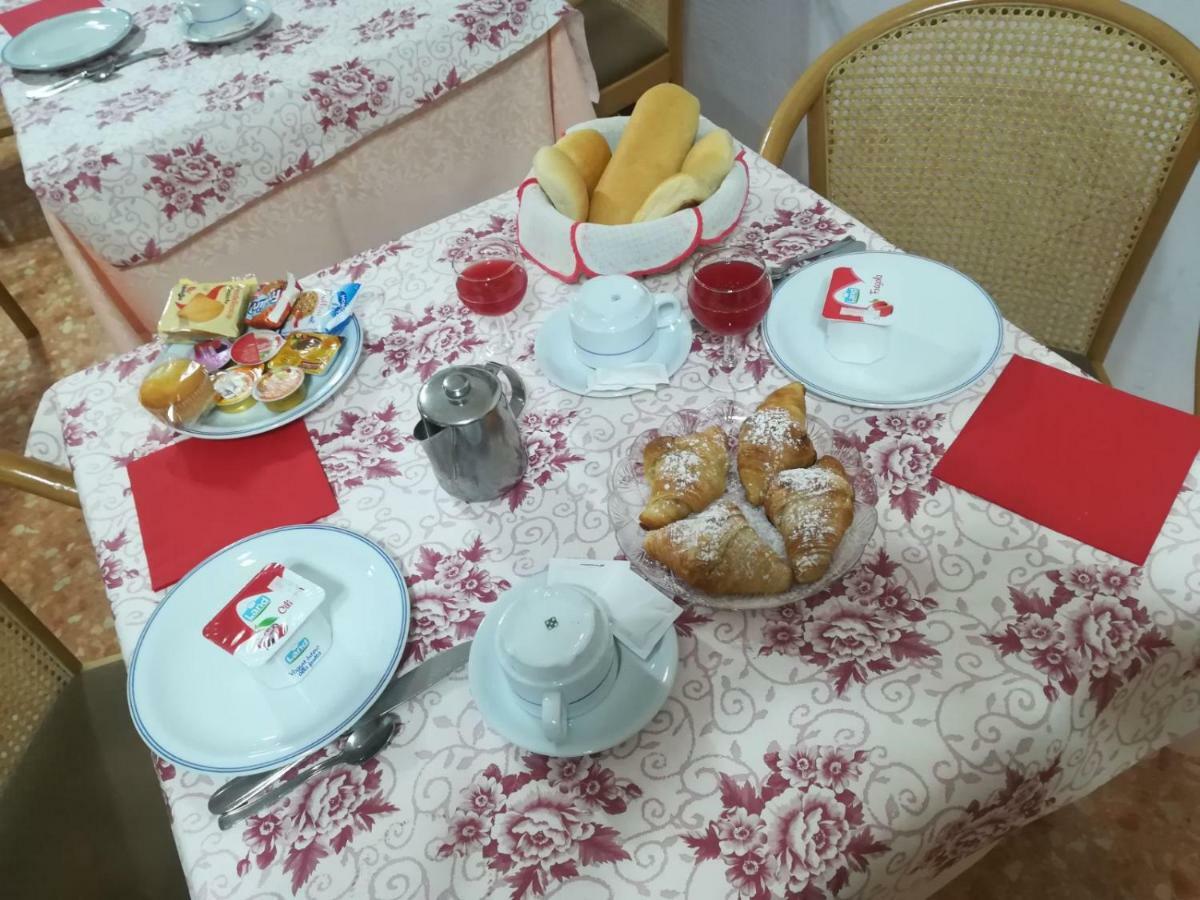 Hotel Olimpia 阿拉西奥 外观 照片