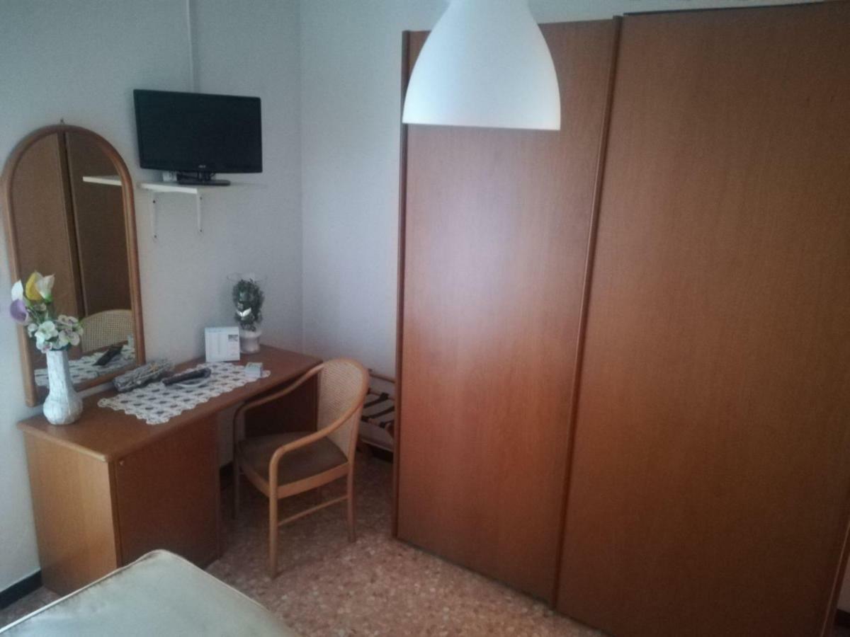 Hotel Olimpia 阿拉西奥 外观 照片